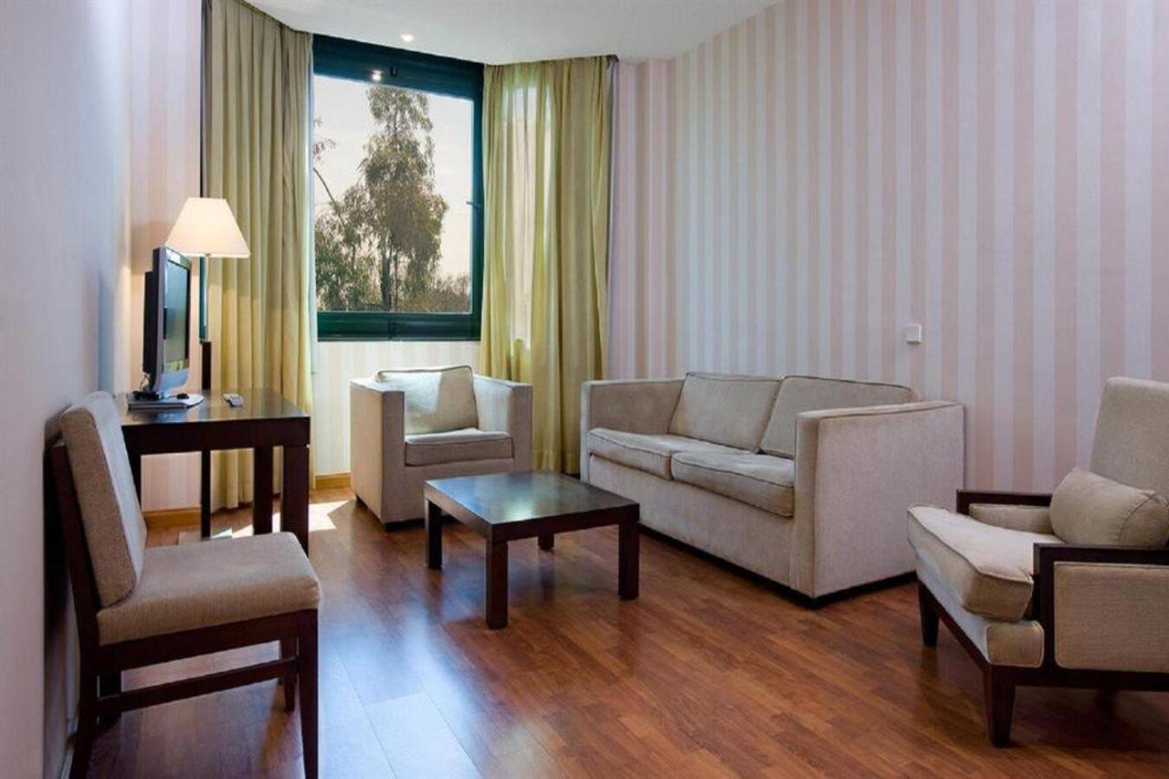Apartamentos Th Las Rozas Экстерьер фото